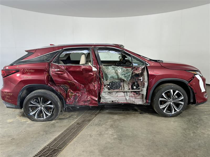 Vehicle/88810_05.jpg
