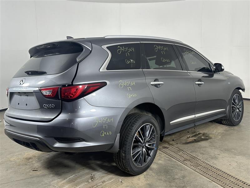 Vehicle/90052_04.jpg