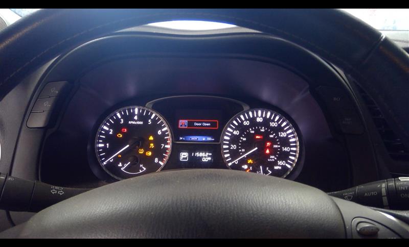 Vehicle/90052_09.jpg