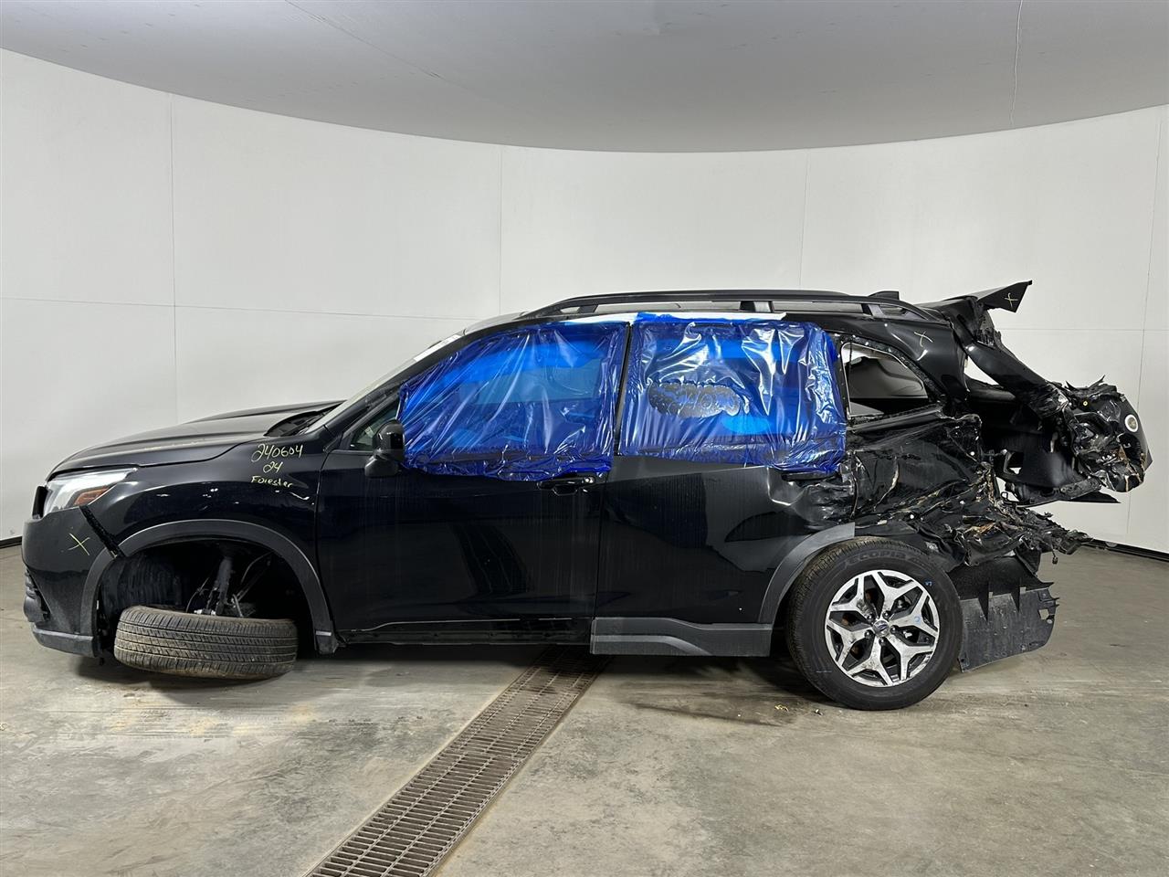 Vehicle/90562_02.jpg