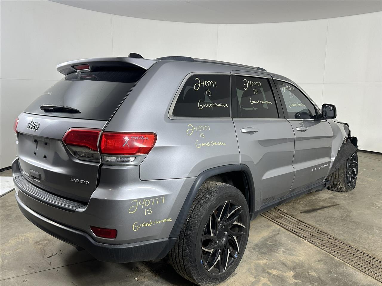 Vehicle/92806_04.jpg