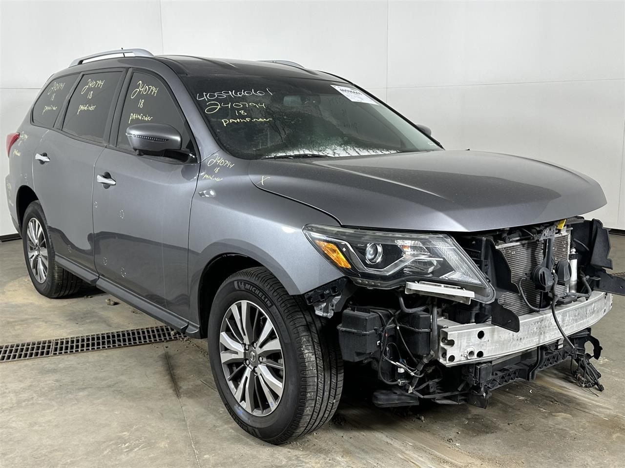 Vehicle/93027_06.jpg
