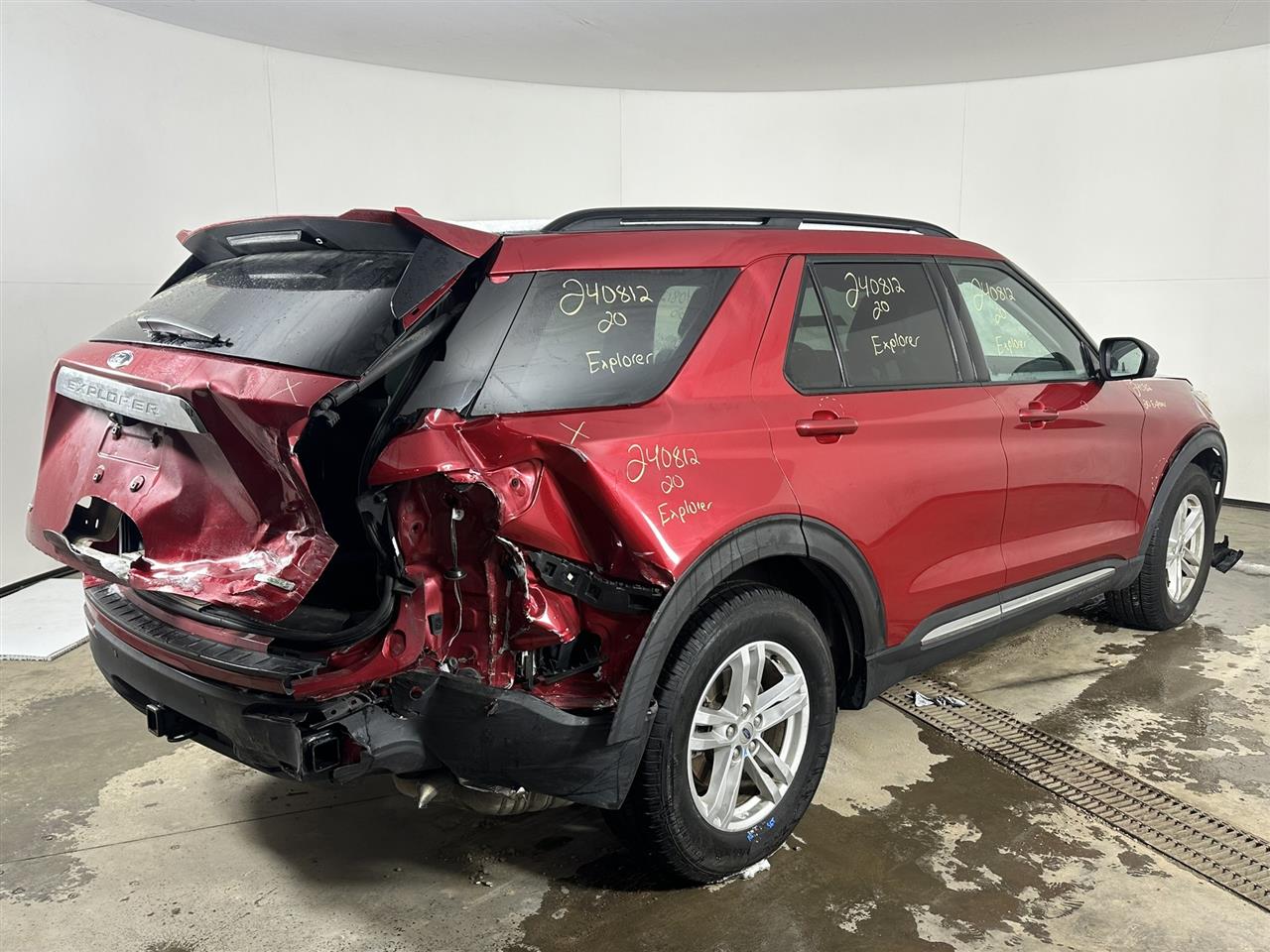 Vehicle/93212_04.jpg