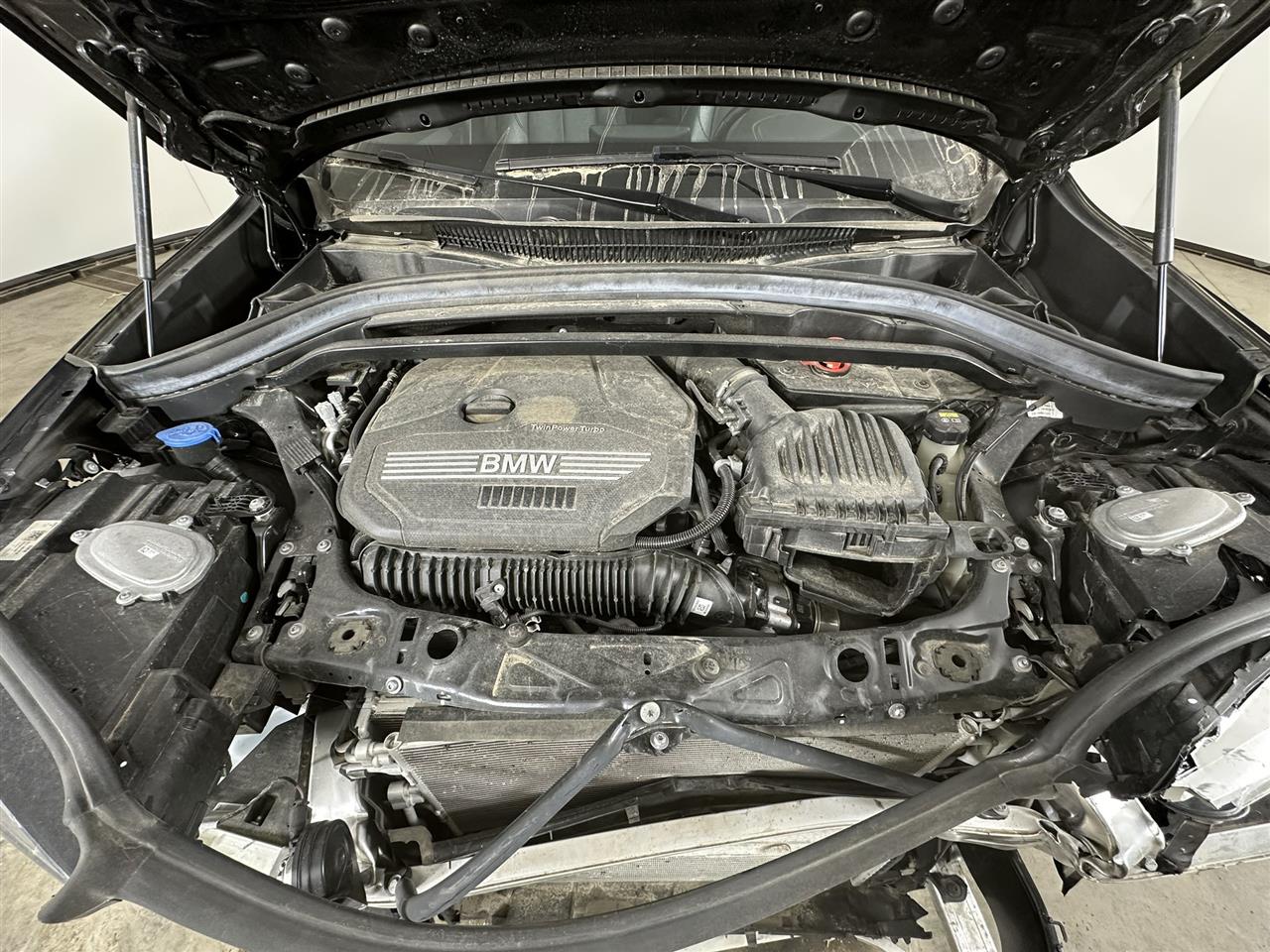 Vehicle/93221_08.jpg