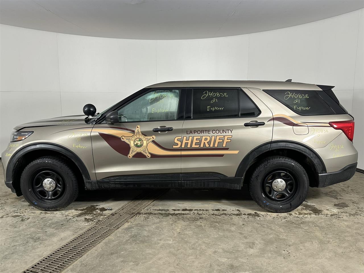 Vehicle/93505_02.jpg
