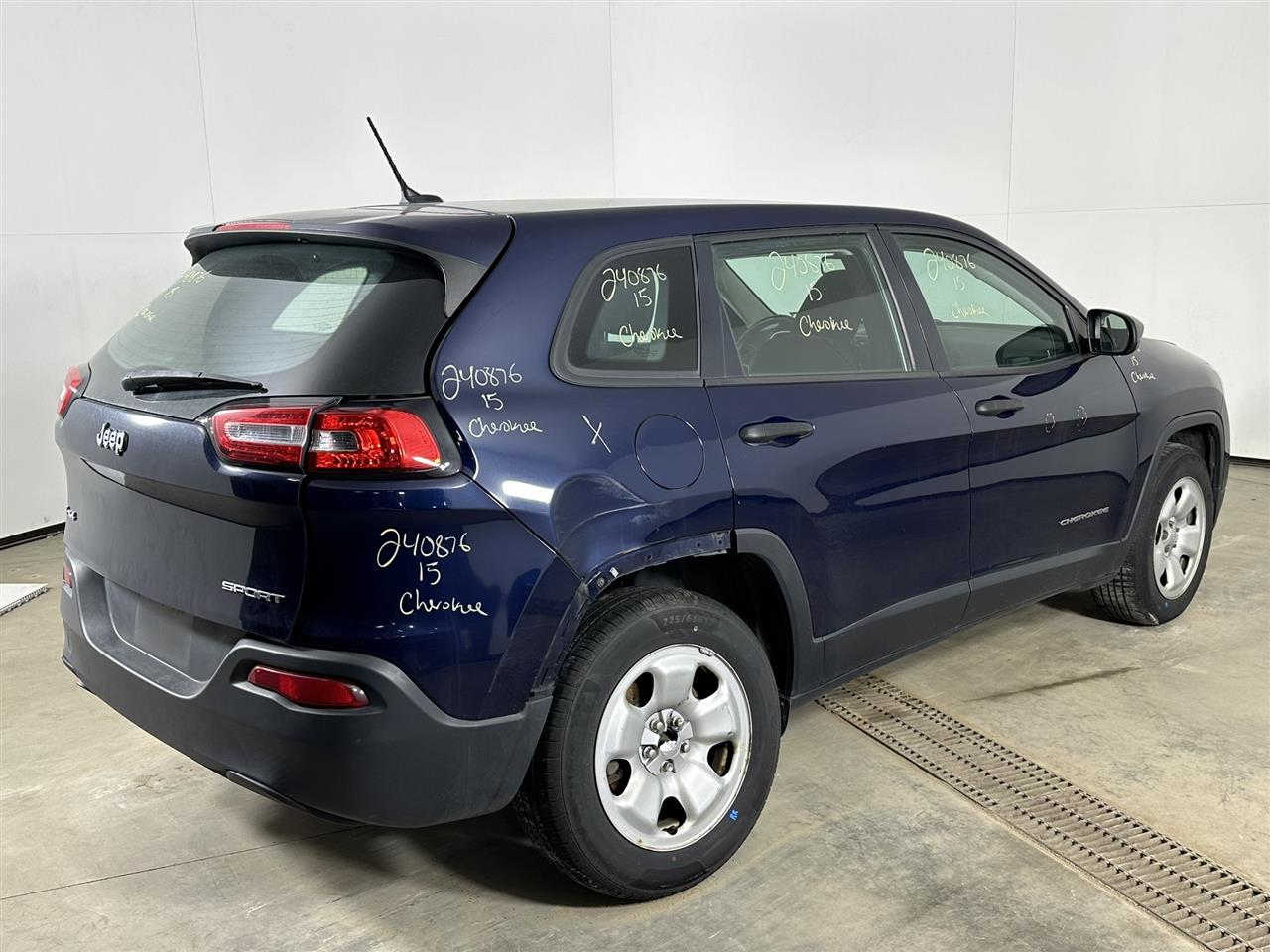 Vehicle/93839_04.jpg