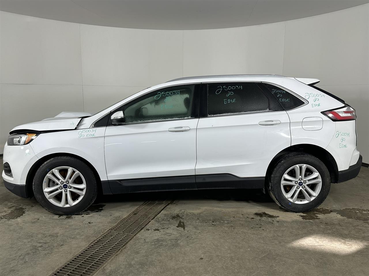 Vehicle/94389_02.jpg