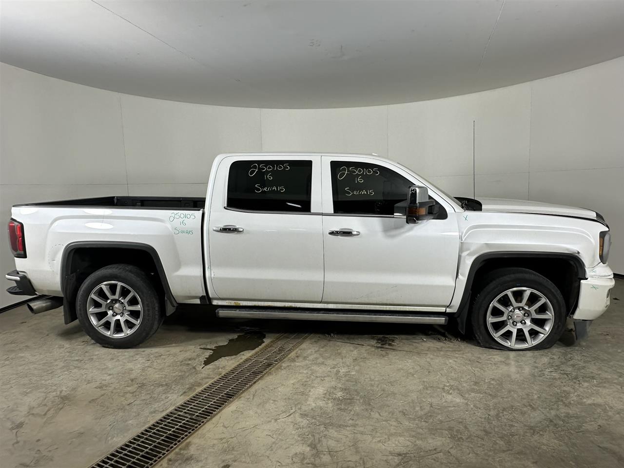 Vehicle/95292_05.jpg