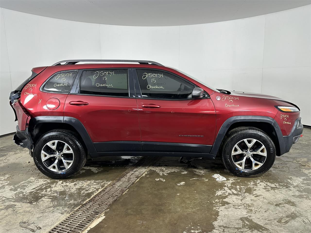 Vehicle/95760_05.jpg