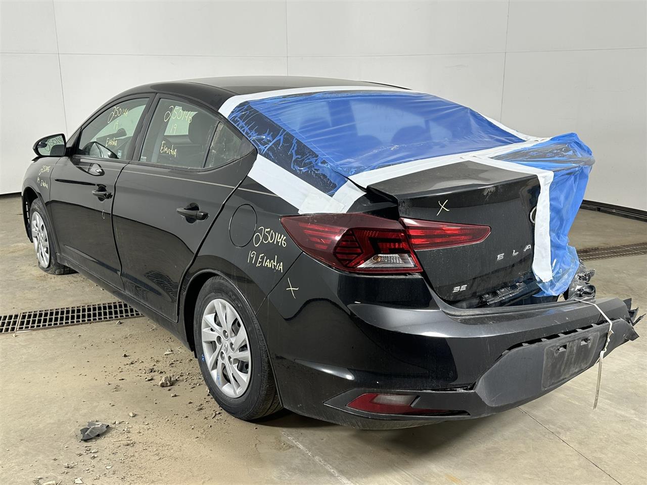 Vehicle/95925_03.jpg