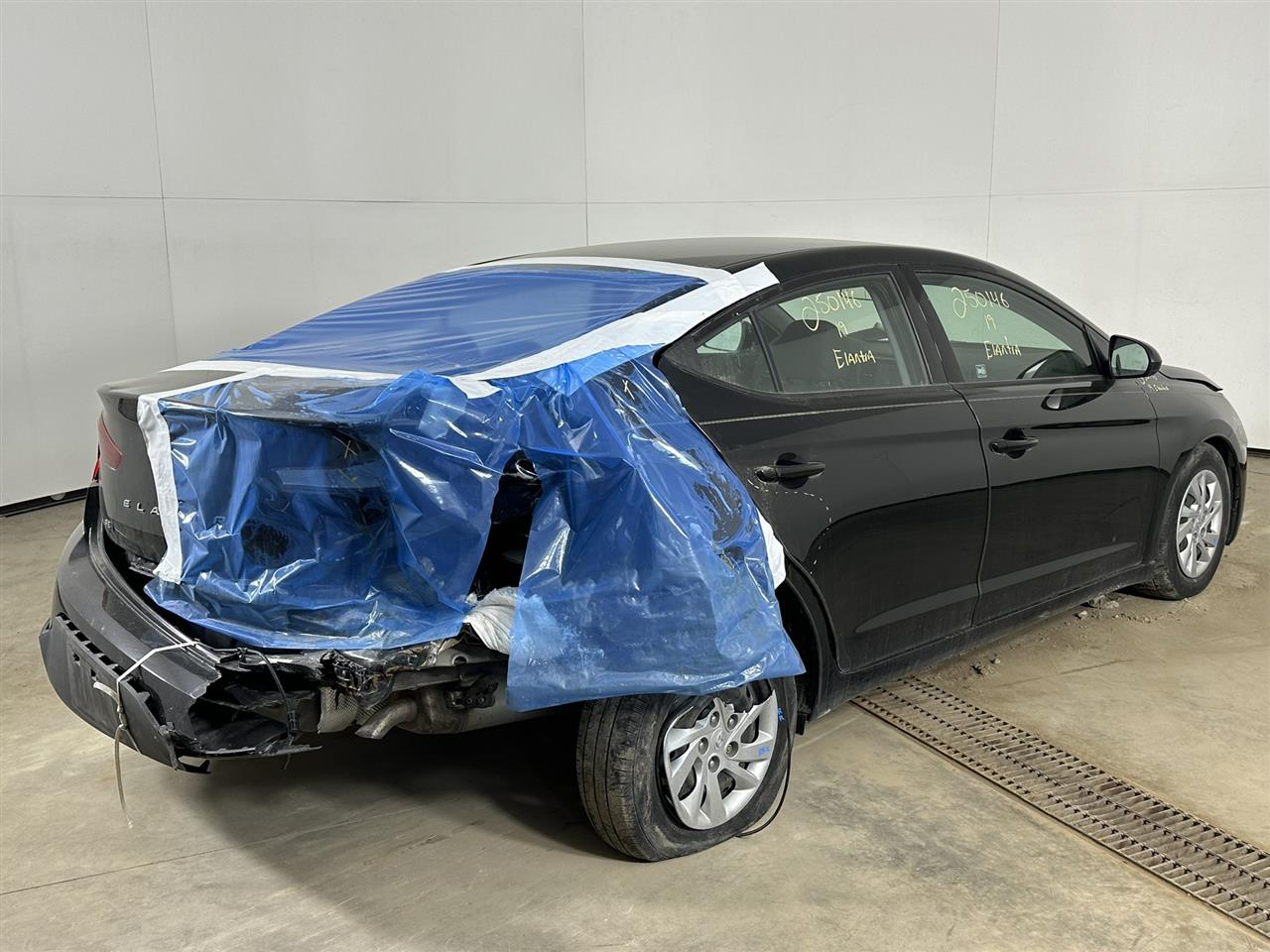 Vehicle/95925_04.jpg