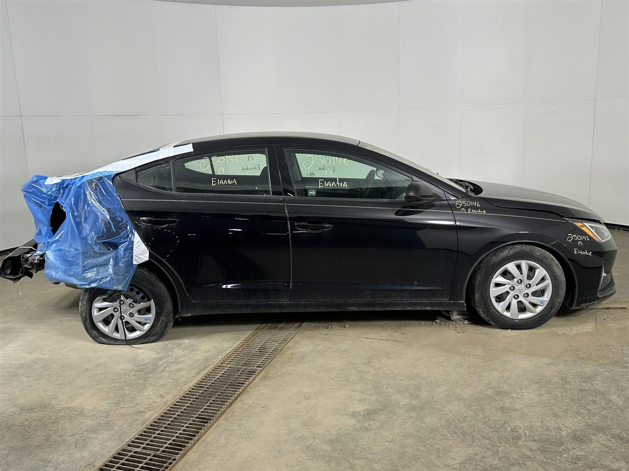 Vehicle/95925_05.jpg