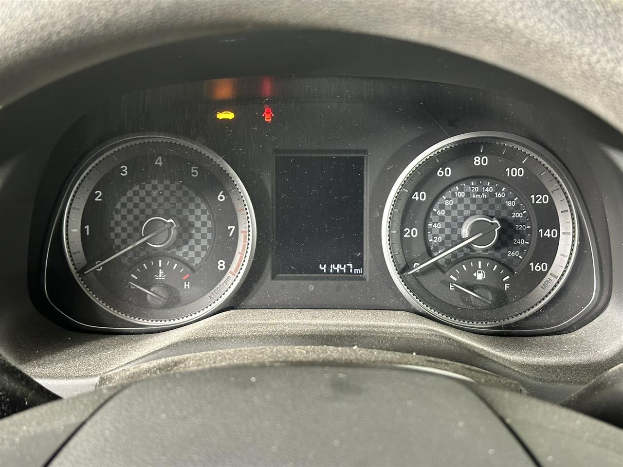 Vehicle/95925_09.jpg
