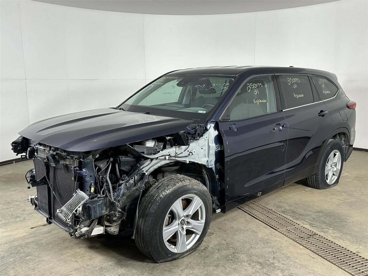 https://f005.backblazeb2.com/file/img-partshotlines-com/Inventory/MA67/Vehicle/96236_01.jpg