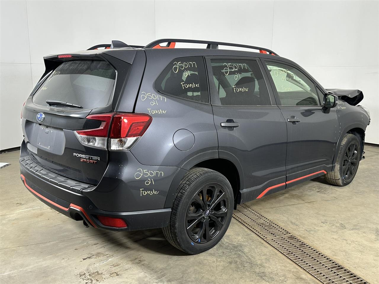 Vehicle/96283_04.jpg