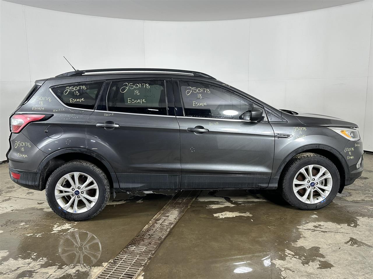 Vehicle/96285_05.jpg