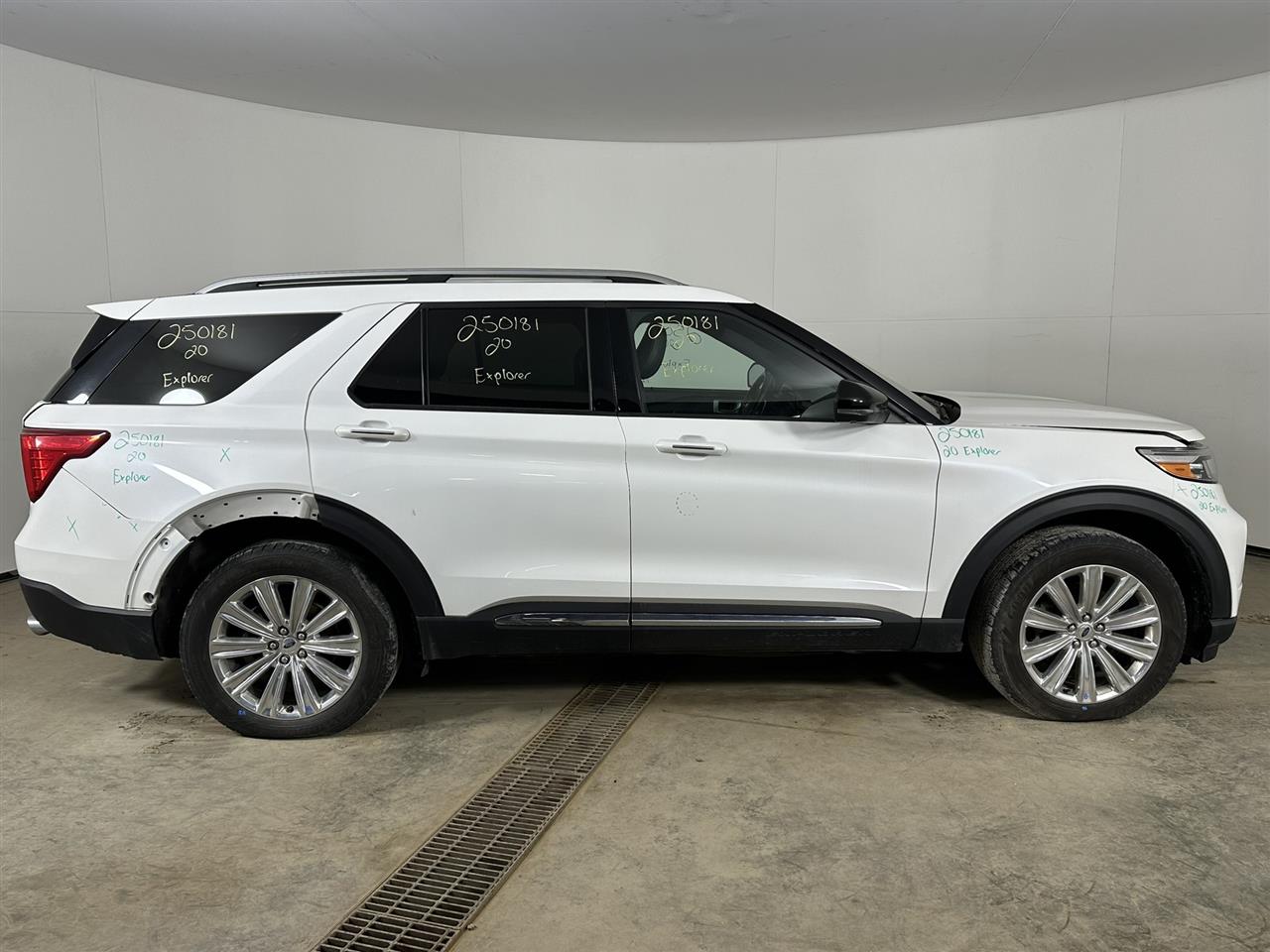 Vehicle/96290_05.jpg