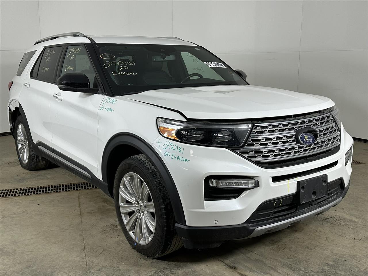 Vehicle/96290_06.jpg