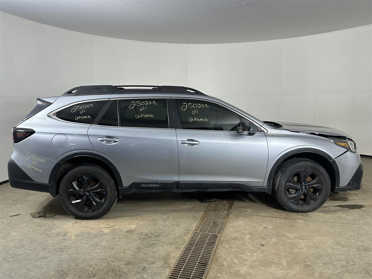 Vehicle/96828_05.jpg