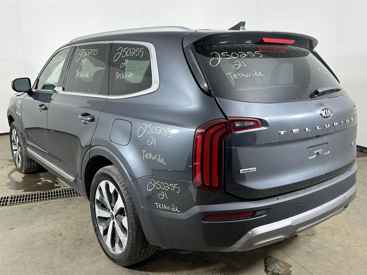 Vehicle/97322_03.jpg