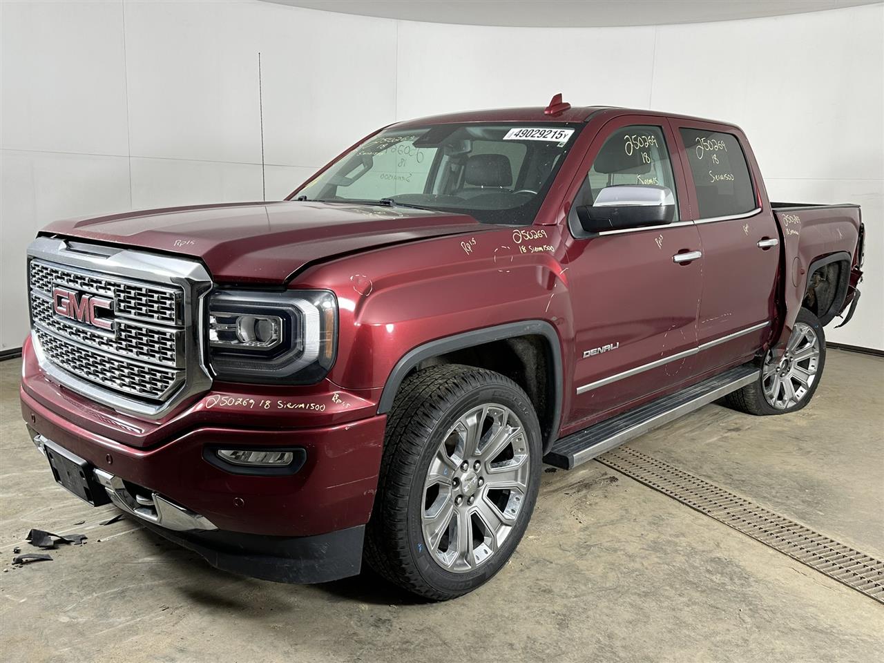 Vehicle/97441_01.jpg