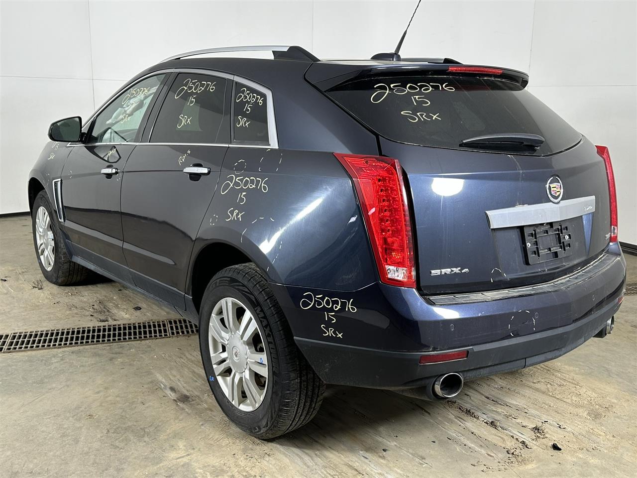 Vehicle/97464_03.jpg