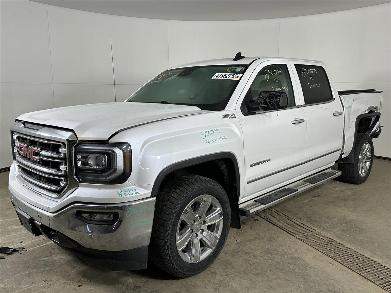 Vehicle/97467_01.jpg