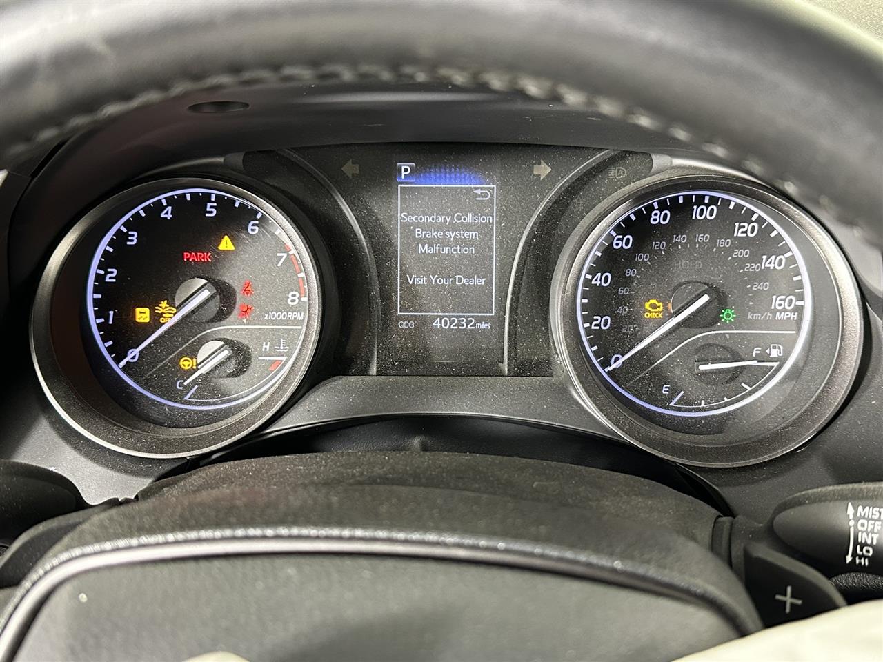 Vehicle/97817_09.jpg