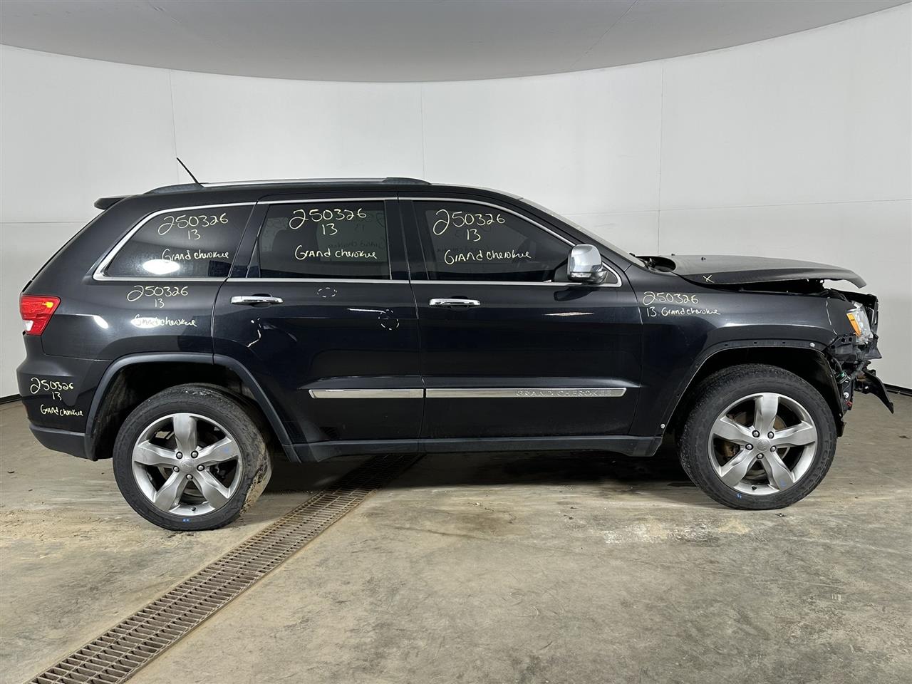 Vehicle/98229_05.jpg