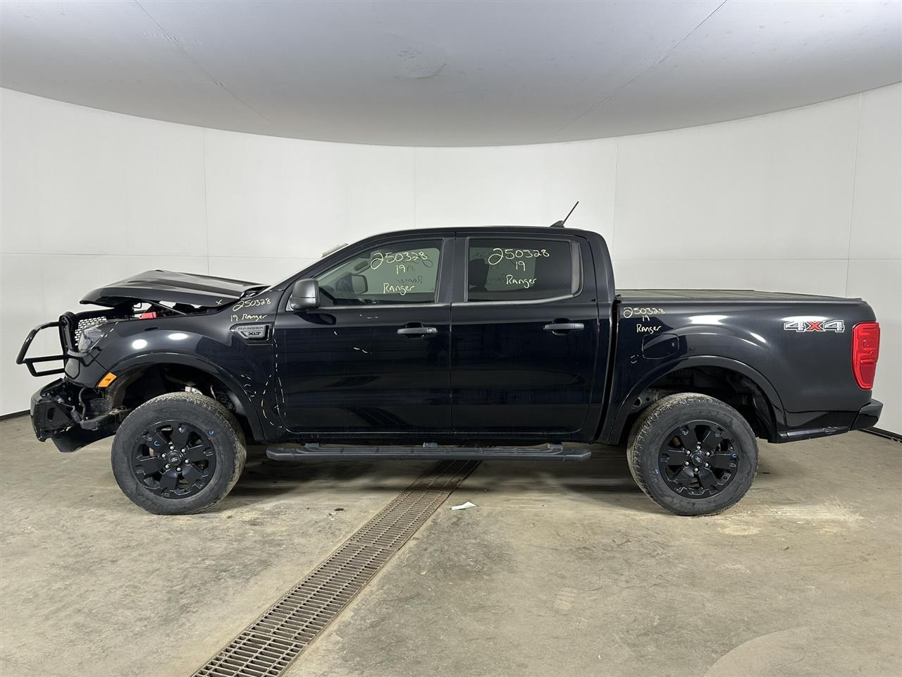 Vehicle/98235_02.jpg