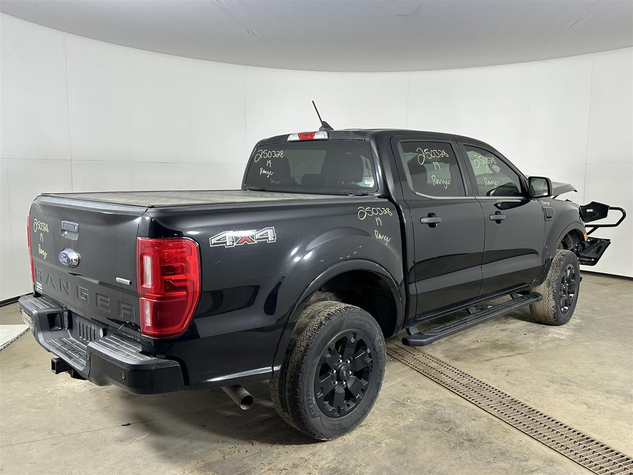 Vehicle/98235_04.jpg