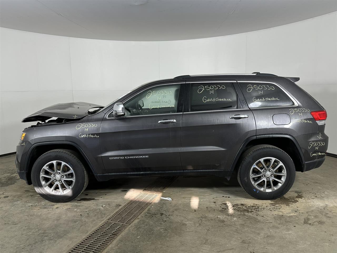 Vehicle/98237_02.jpg
