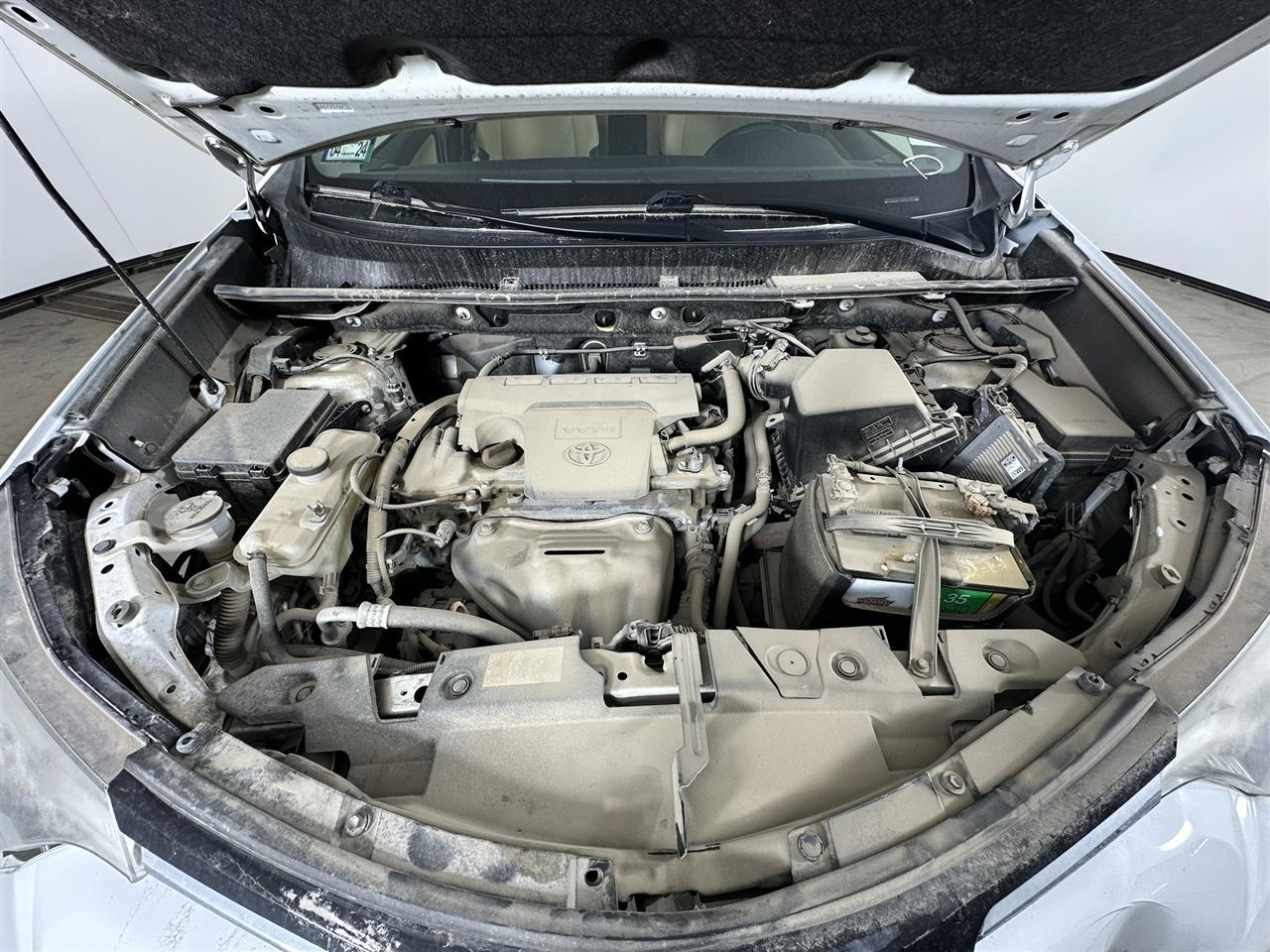 Vehicle/98448_08.jpg