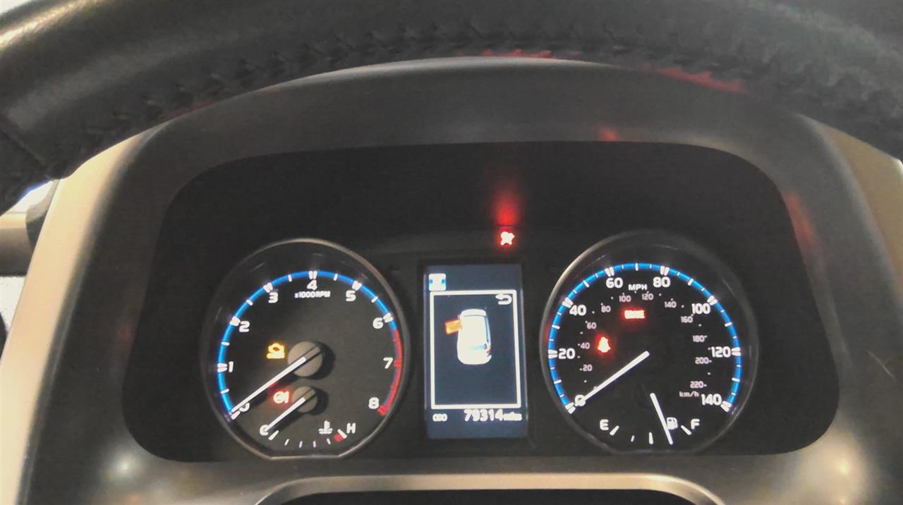 Vehicle/98448_09.jpg
