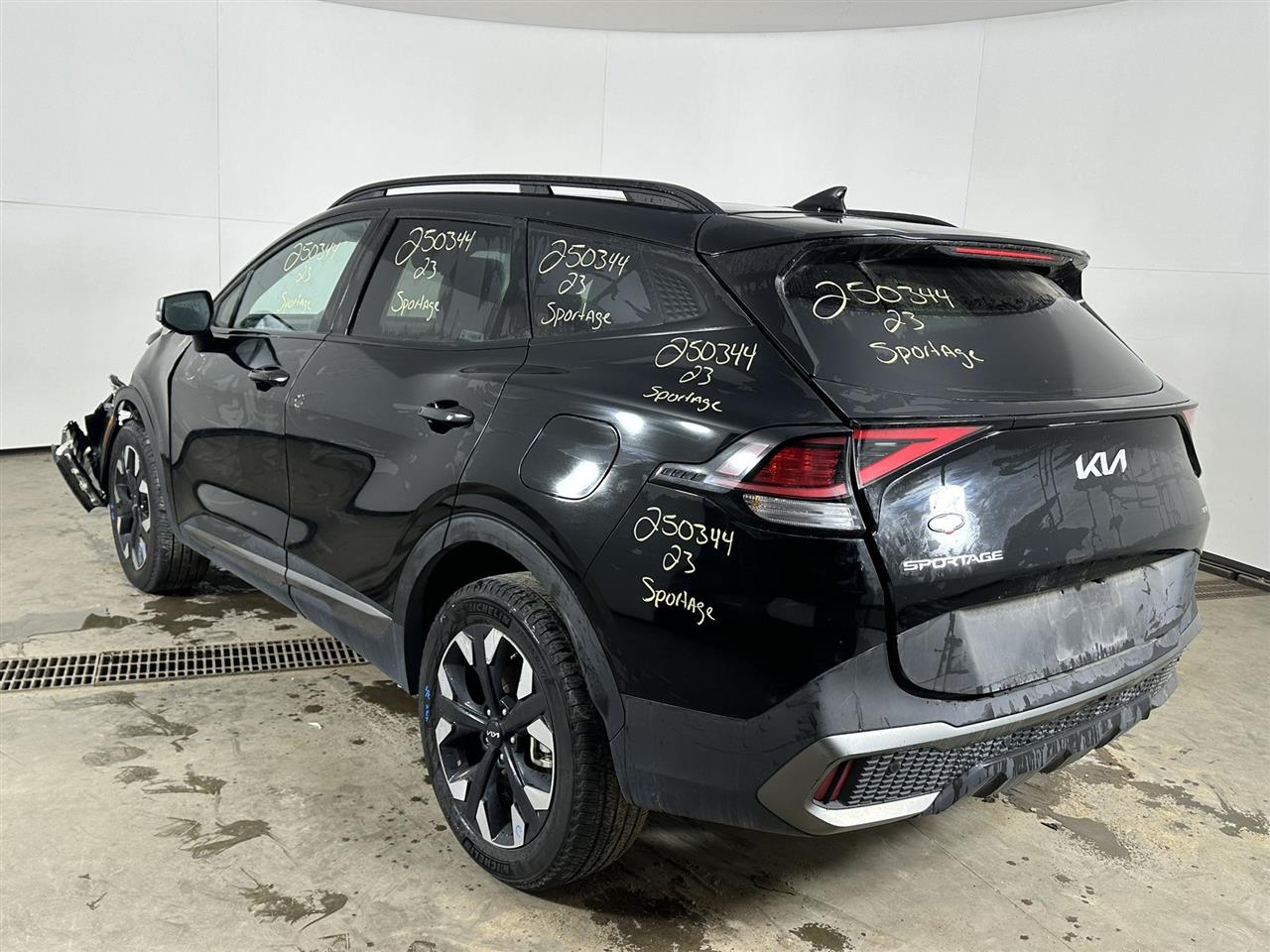 Vehicle/98451_03.jpg