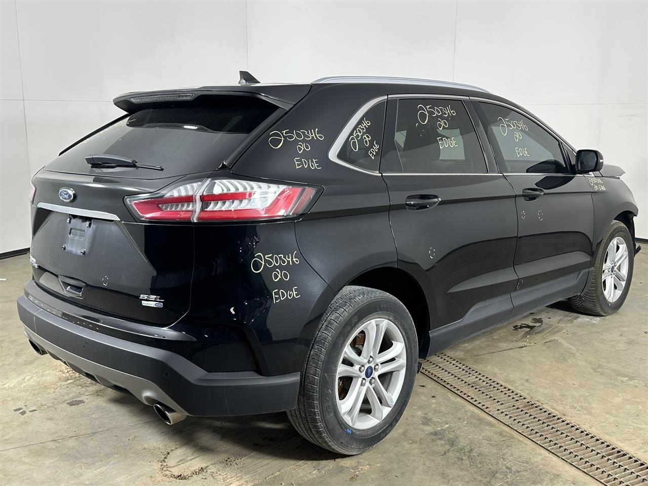 Vehicle/98541_04.jpg