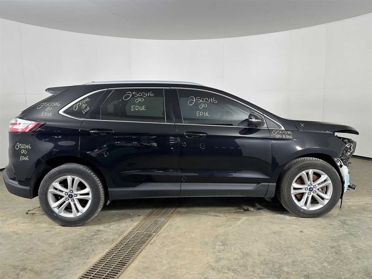 Vehicle/98541_05.jpg