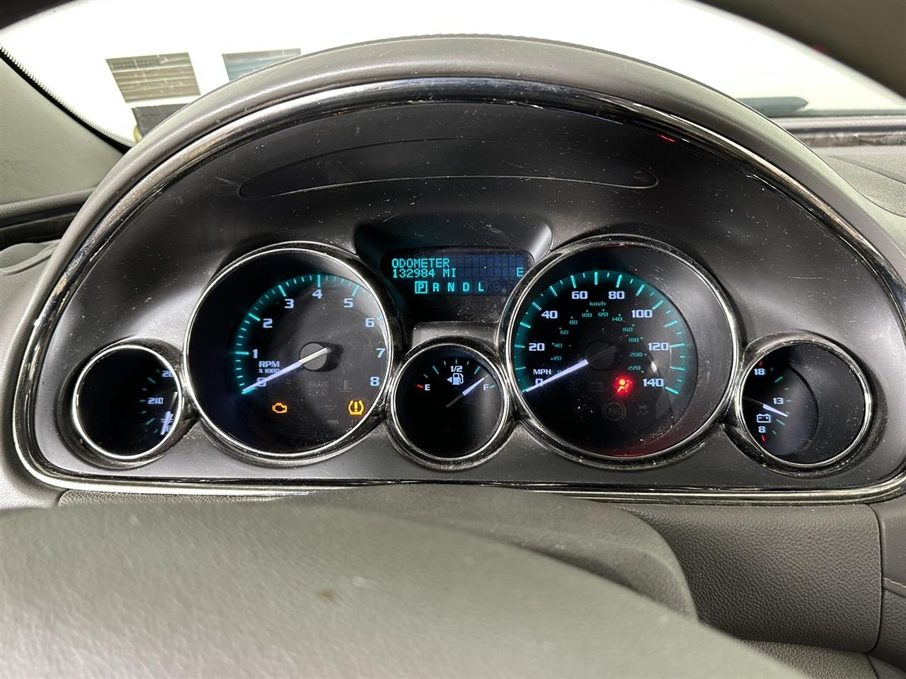 Vehicle/98613_09.jpg