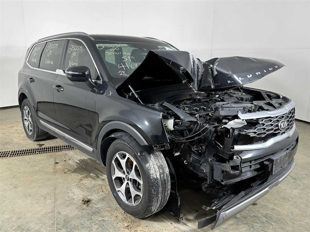 Vehicle/98841_06.jpg
