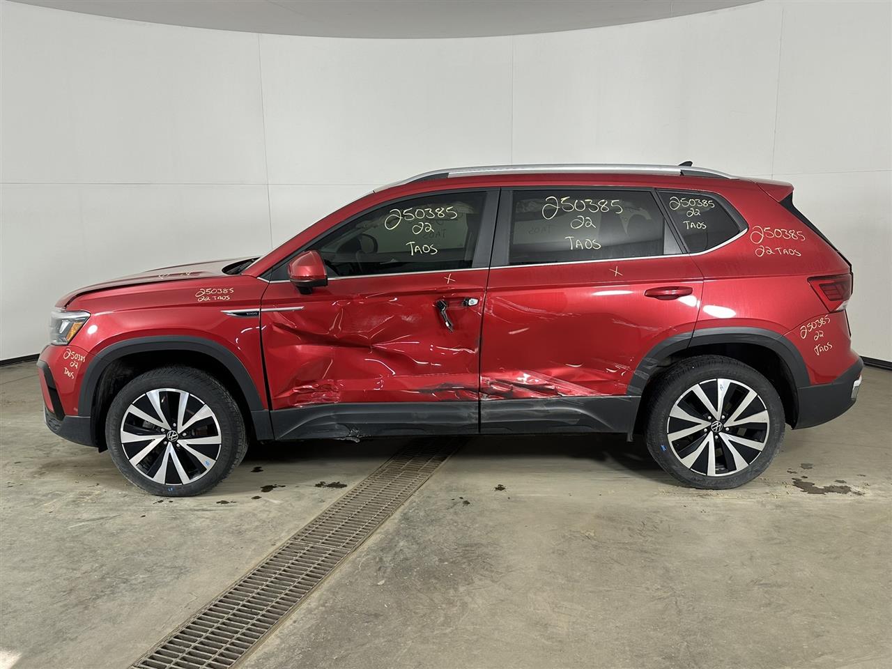 Vehicle/98939_02.jpg