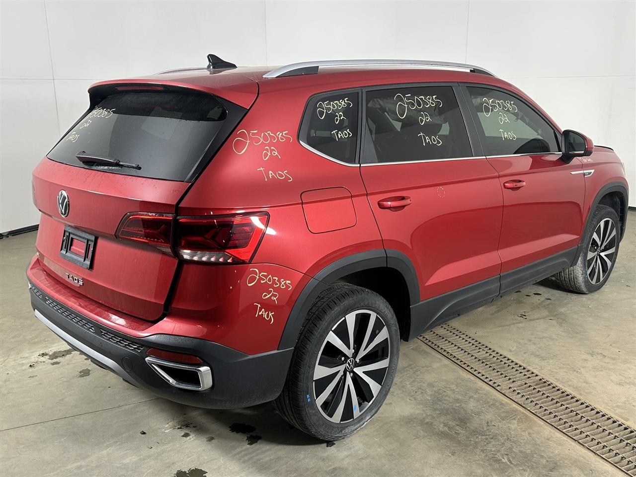 Vehicle/98939_04.jpg