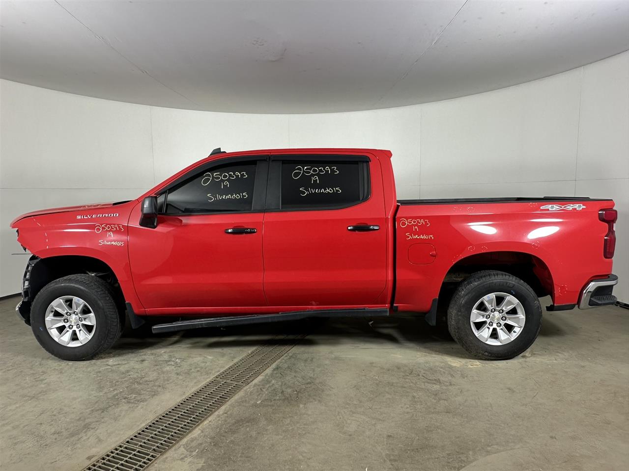 Vehicle/99109_03.jpg
