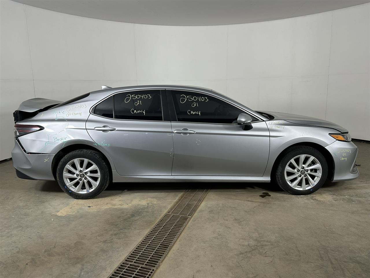 Vehicle/99120_05.jpg