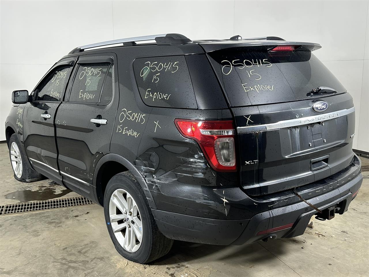 Vehicle/99305_03.jpg