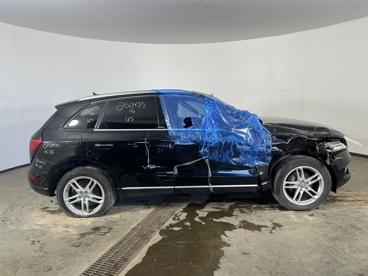 Vehicle/99461_05.jpg