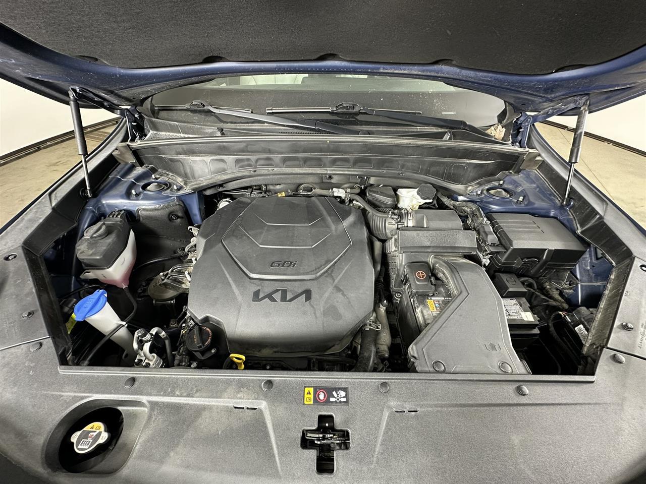 Vehicle/99697_08.jpg