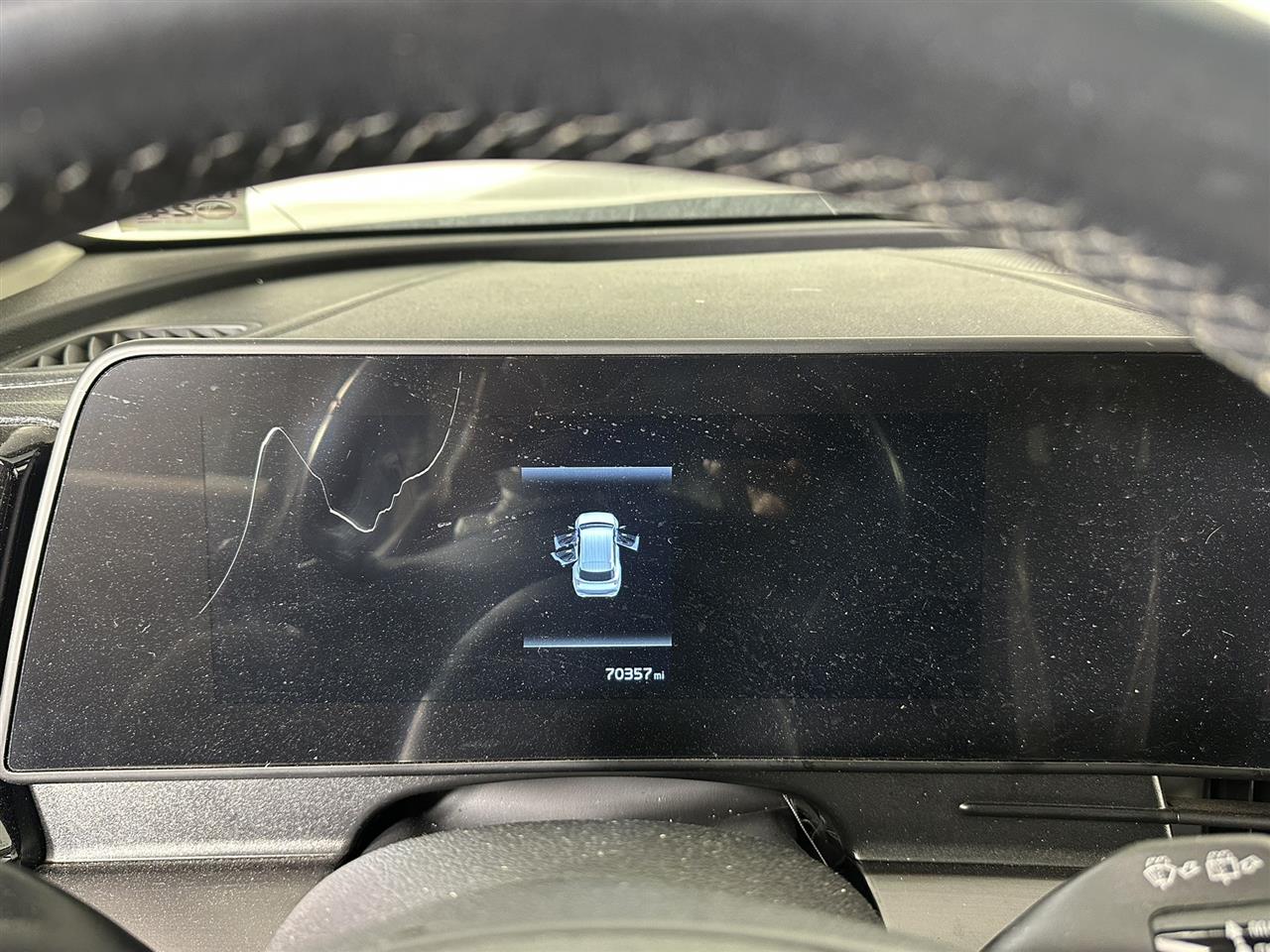 Vehicle/99700_09.jpg