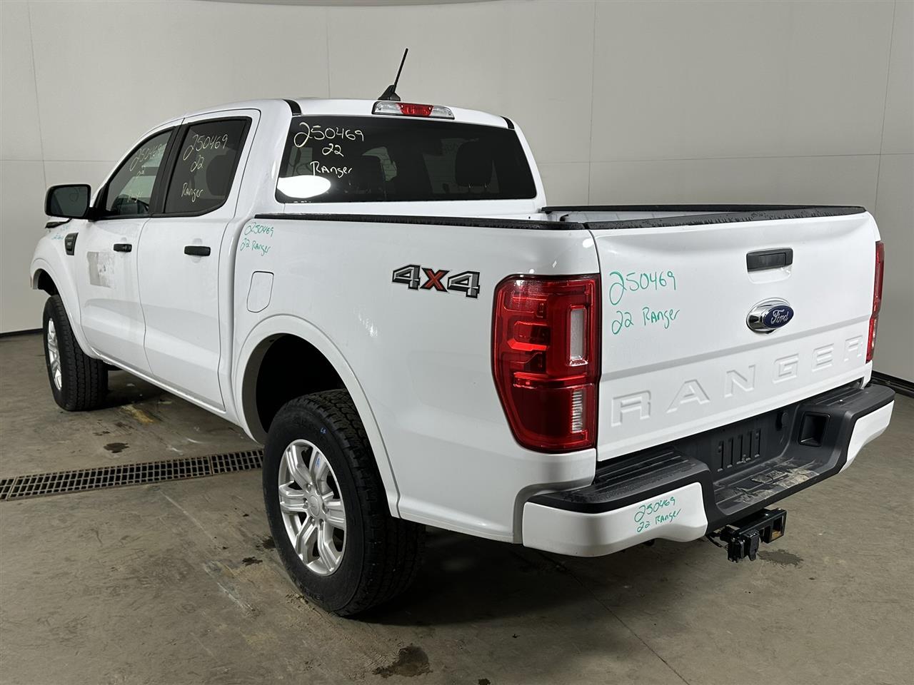 Vehicle/99888_03.jpg
