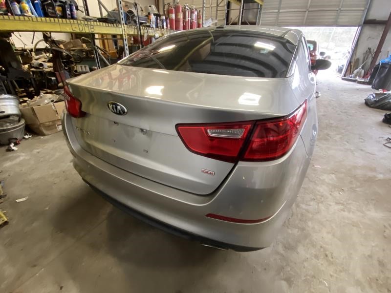 Vehicle/100589_04.jpg