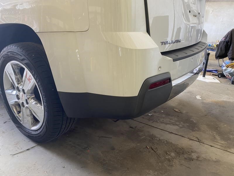 Vehicle/101747_11.jpg
